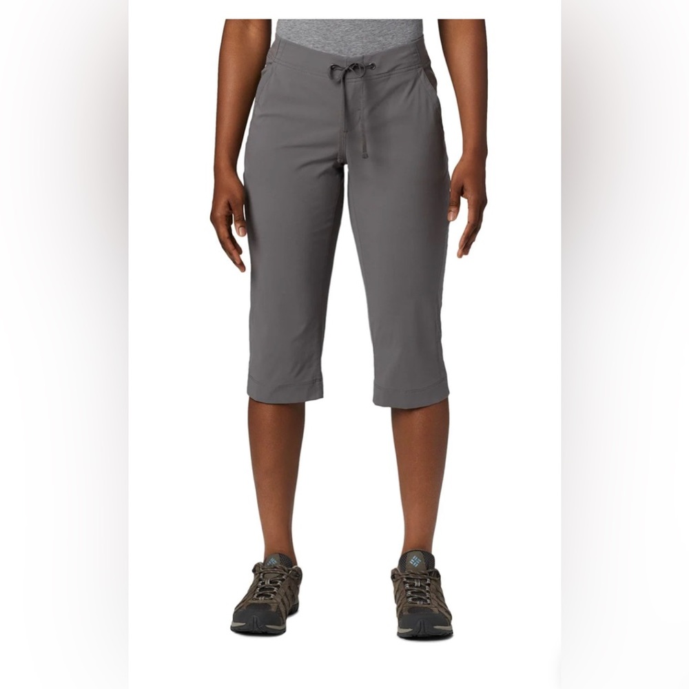 Columbia Anytime Outdoor Capri Omni Shield NWT, Light Grey